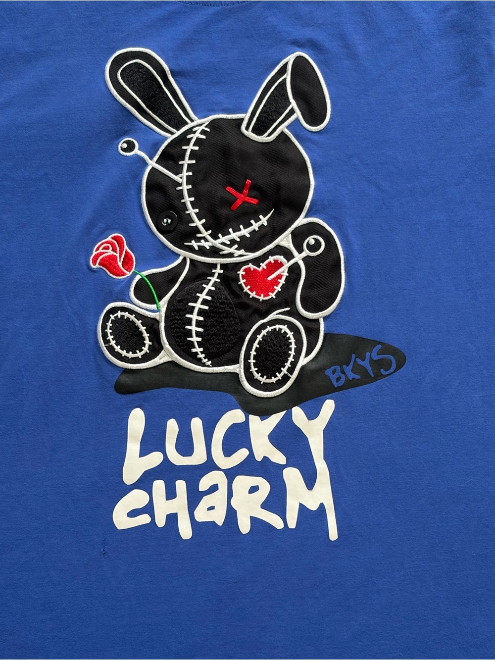 BKYS Mens M Lucky Charm Bunny Blue Graphic T Shirt Embroidered Applique - Picture 2 of 12